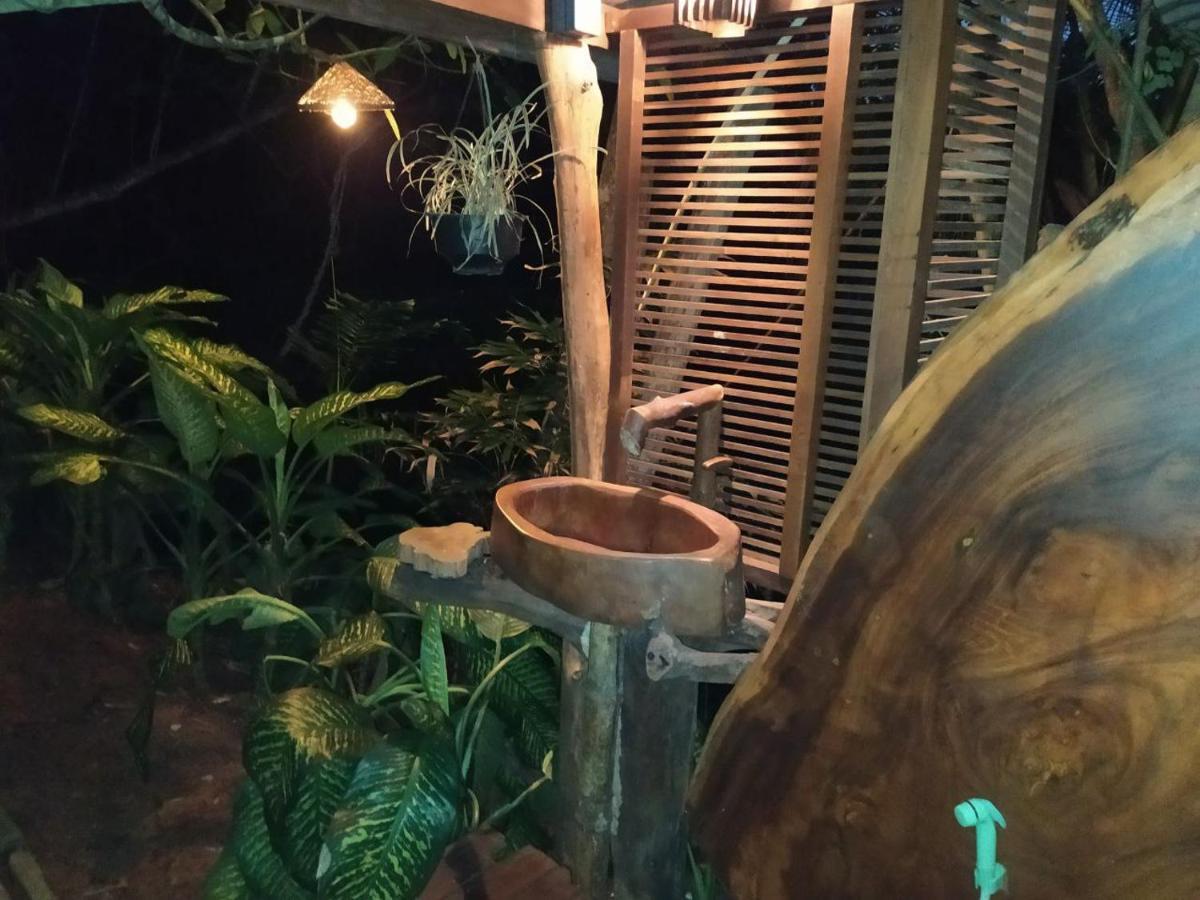 Ts2W See More Beach Treehouse 마타라 외부 사진